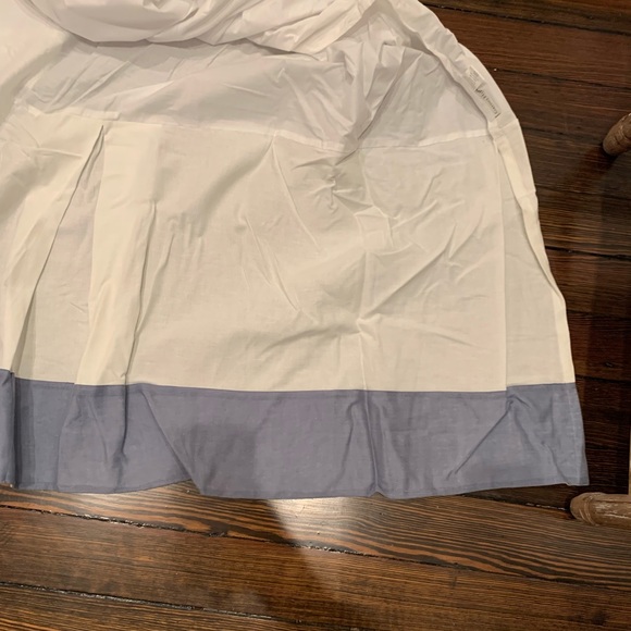 Garnet Hill King Blue Bordered Bedskirt with 18” Drop - Picture 2 of 3